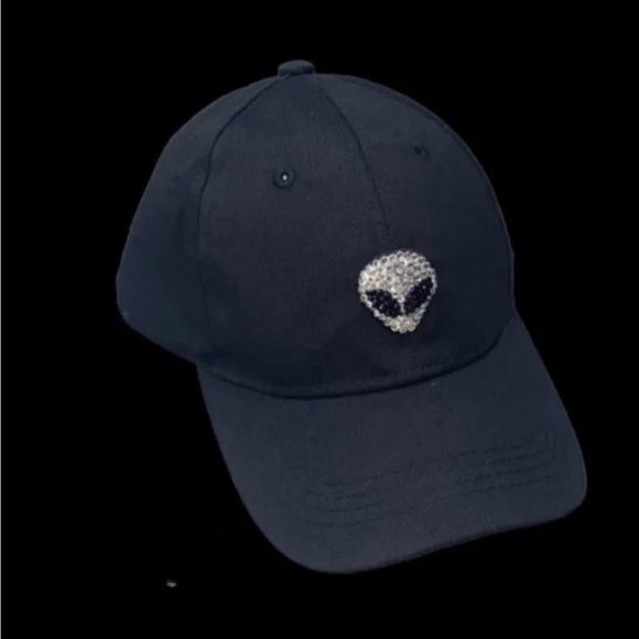 Black Alien Themed Bling Crystal Design Baseball Hat New - Picture 1 of 4